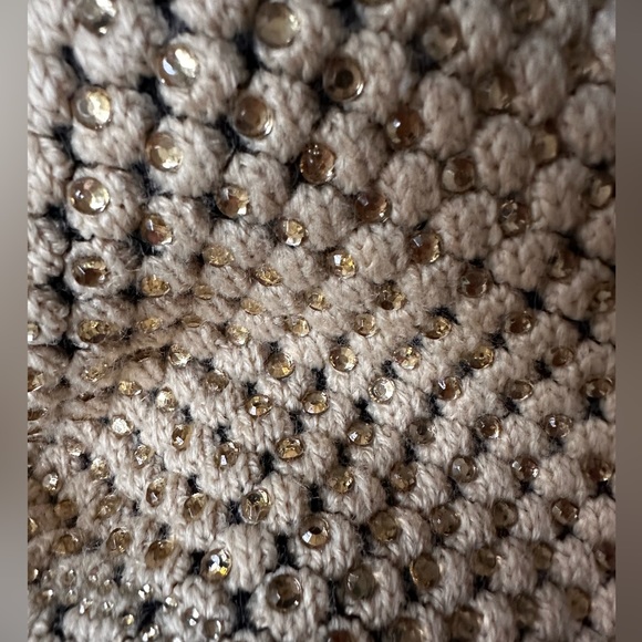 Toque - Picture 3 of 6